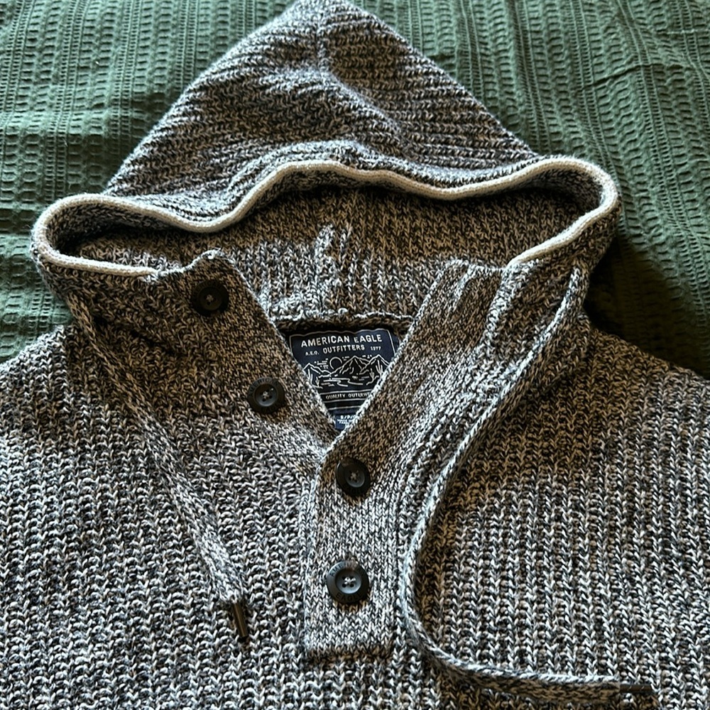 Hooded sweater